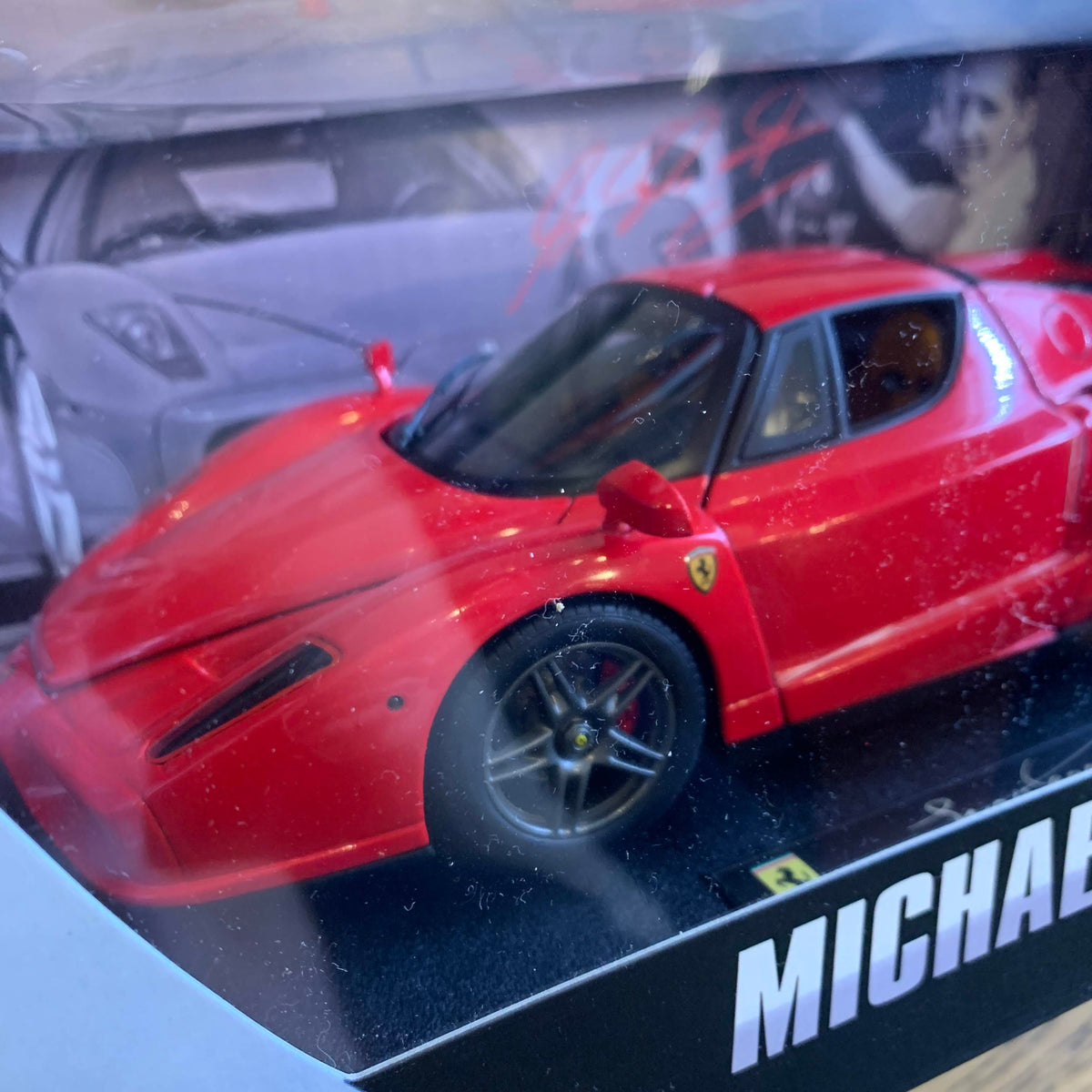 マテル エリート エンツォフェラーリ 1/18 M.シューマッハ 